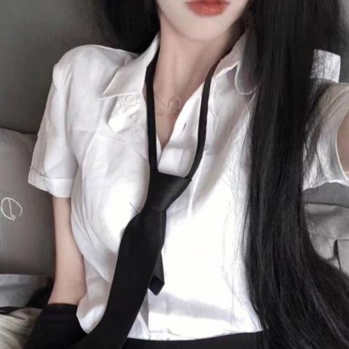 忧伤男孩